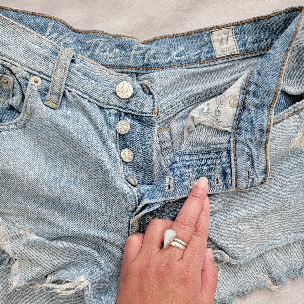 We The Free Jean high waisted shorts - Picture 2 of 4